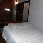Amplo Apartamento Familiar Em Vila Capivari E Wifi